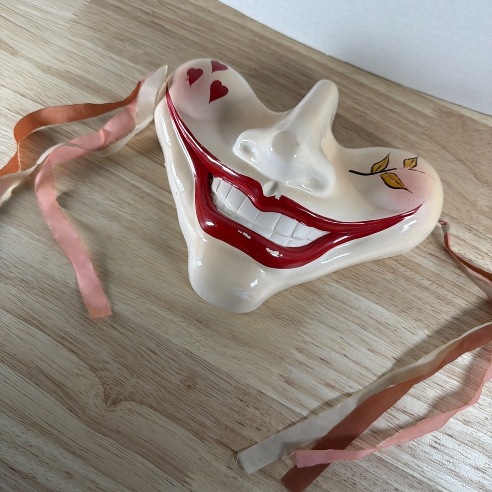 Fun Smile Ceramic Mask Wall Art Joker Mardi Gras Vintage? See Pics